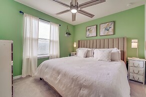 Living Large on Lelani