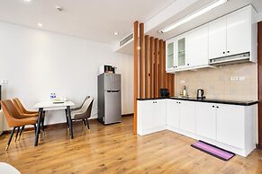 Night Life Lancaster 1br GymBarJapTown