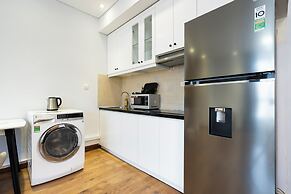 Night Life Lancaster 1br GymBarJapTown