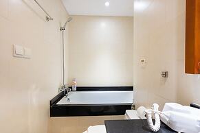 Night Life Lancaster 1br GymBarJapTown