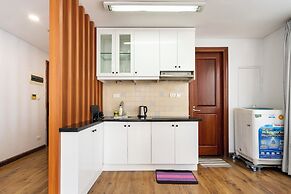 Night Life Lancaster 1br GymBarJapTown