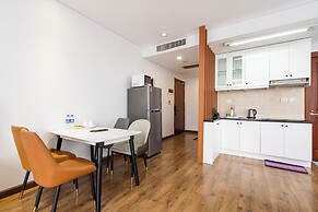 Night Life Lancaster 1br GymBarJapTown