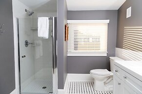 The Winona House - Boutique Hotel Near Downtown