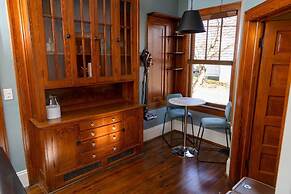 The Winona House - Boutique Hotel Near Downtown