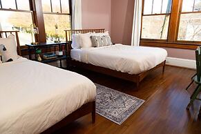 The Winona House - Boutique Hotel Near Downtown