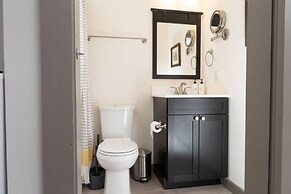 Luxury Multi-unit Historic Building Near Downtown