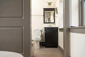 Luxury Multi-unit Historic Building Near Downtown