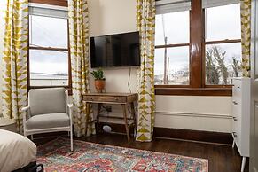 Luxury Multi-unit Historic Building Near Downtown