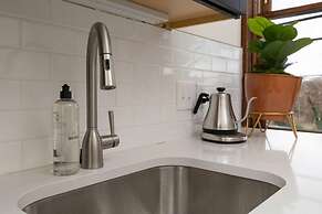 Luxury Multi-unit Historic Building Near Downtown