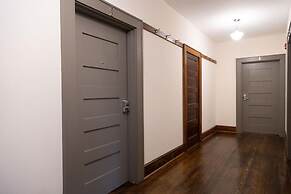 Luxury Multi-unit Historic Building Near Downtown