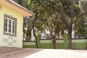 Royal Suites & Apartments