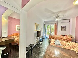Sun Rose apartments Sveti Stefan
