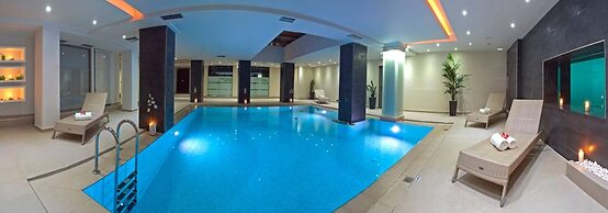 Summertime Signature Suites