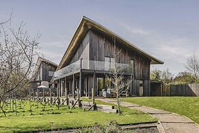 Heron House - Luxury Grand Designs Eco Home