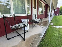 COHO Inn & Motor Lodge