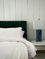 COHO Inn & Motor Lodge