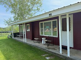 COHO Inn & Motor Lodge