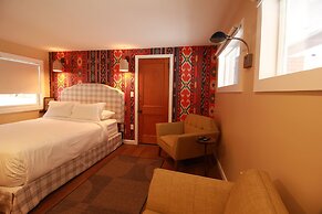 COHO Inn & Motor Lodge