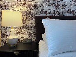 COHO Inn & Motor Lodge