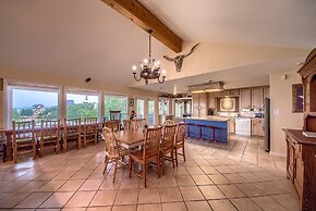 Cl 1350 Lakeview Livin Large House 5 Bedroom Home by RedAwning