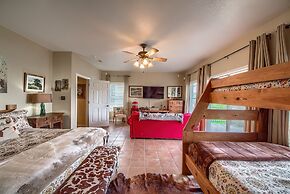 Cl 1350 Lakeview Livin Large House 5 Bedroom Home by RedAwning