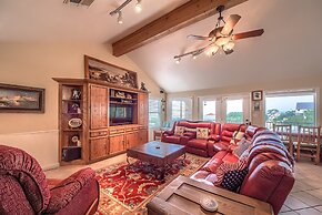 Cl 1350 Lakeview Livin Large House 5 Bedroom Home by RedAwning