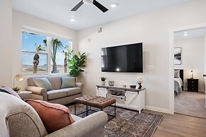 Desert Oasis 3 Bedroom Condo