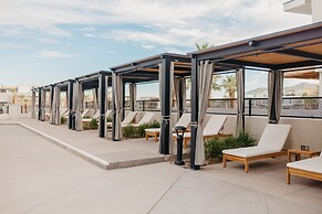 Desert Oasis 3 Bedroom Condo