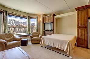 Tl411 Telemark Lodge Studio by RedAwning