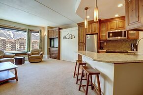 Tl411 Telemark Lodge Studio by RedAwning