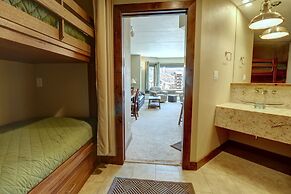 Tl411 Telemark Lodge Studio by RedAwning