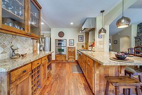 Stunning Truckee Home w/ Private Patio & Gas Grill