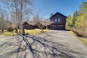 Stunning Truckee Home w/ Private Patio & Gas Grill