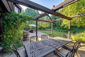 Stunning Truckee Home w/ Private Patio & Gas Grill