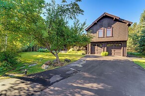 Stunning Truckee Home w/ Private Patio & Gas Grill