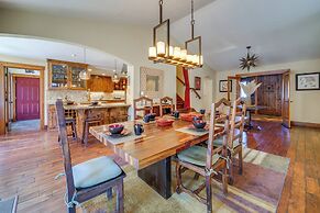Stunning Truckee Home w/ Private Patio & Gas Grill