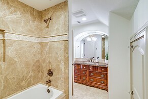 Private 25 Acre Estate w/ Lake: Fish & Canoe!