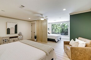 Private 25 Acre Estate w/ Lake: Fish & Canoe!