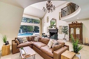 Private 25 Acre Estate w/ Lake: Fish & Canoe!