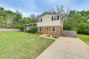 Cozy Nashville Getaway: 11 Mi to Downtown!