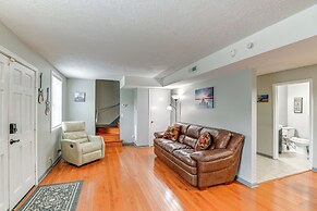 Cozy Nashville Getaway: 11 Mi to Downtown!