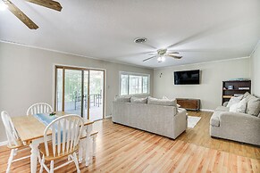Pet-friendly Virginia Beach Abode w/ Deck & Grill!