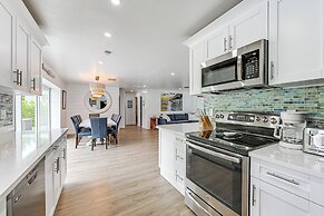 Naples Escape w/ Furnished Patio & Private Pool!