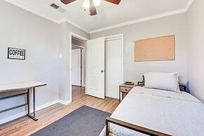 Baton Rouge Home w/ Yard ~ 14 Mi to Downtown!