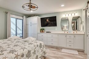 St Helena Island Condo w/ Beach Views & Porch!