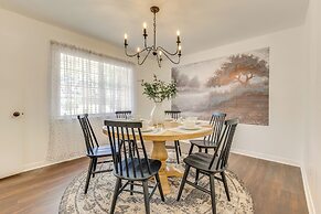 Family-friendly Home: 6 Mi to Downtown Mobile!