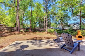 Family-friendly Home: 6 Mi to Downtown Mobile!