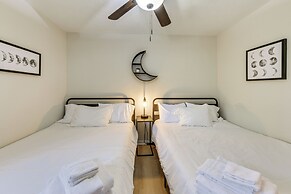 Inviting Columbus Home w/ Deck: 7 Mi to Downtown!