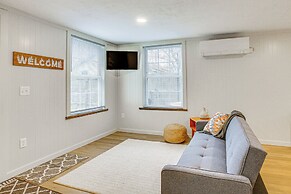 Updated Wellston Cabin, Walk to Lake Beach + Dock!