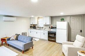 Updated Wellston Cabin, Walk to Lake Beach + Dock!